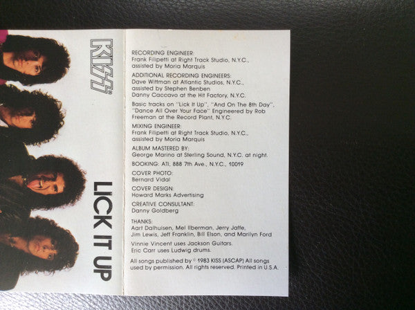 Kiss : Lick It Up (Cass, Album, 15)