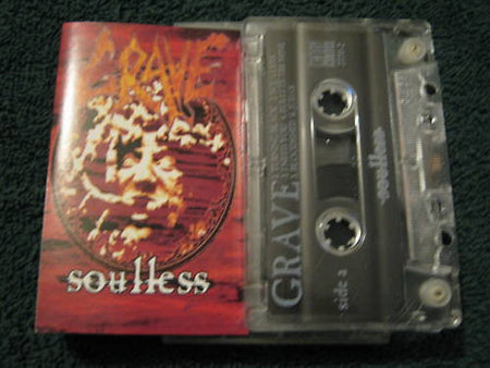 Grave (2) : Soulless (Cass, Album)