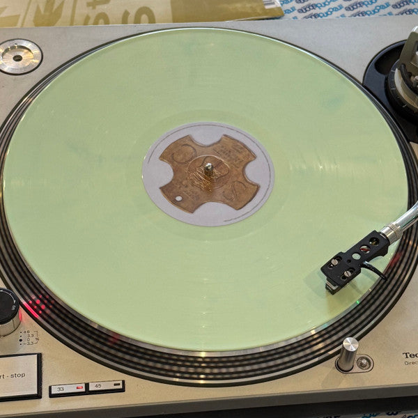 Sabrina Carpenter : Man's Best Friend (LP, Album, Sea)