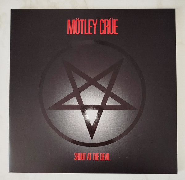 Mötley Crüe : Shout At The Devil (LP)