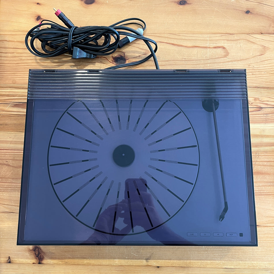 Bang & Olufsen Beogram 2000 turntable