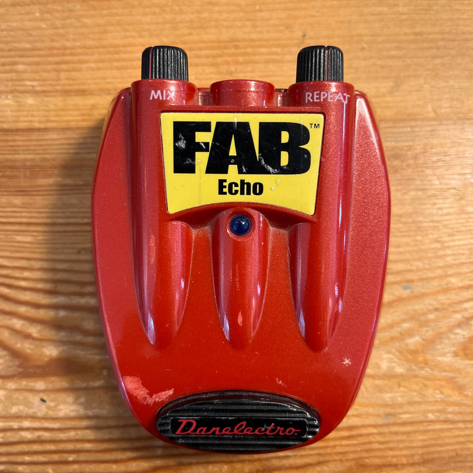 Danelectro Fab Echo Pedal